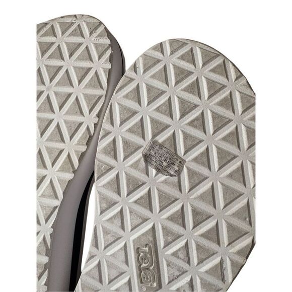 Teva Women's Flatform Universal Mesh Print Platform Sandal White size 10 - Picture 9 of 9